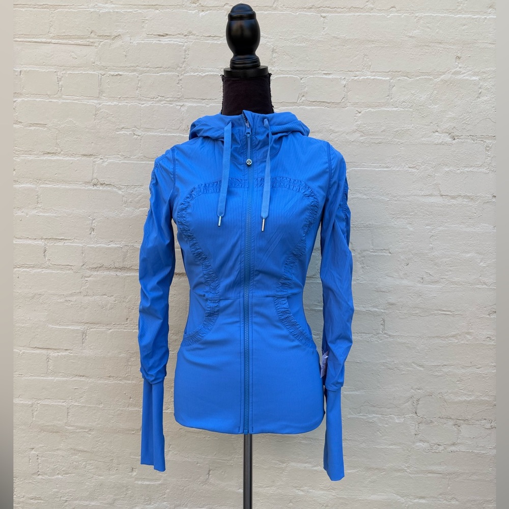 Lululemon Dance Studio Reversible Jacket Sz. 6 Blue